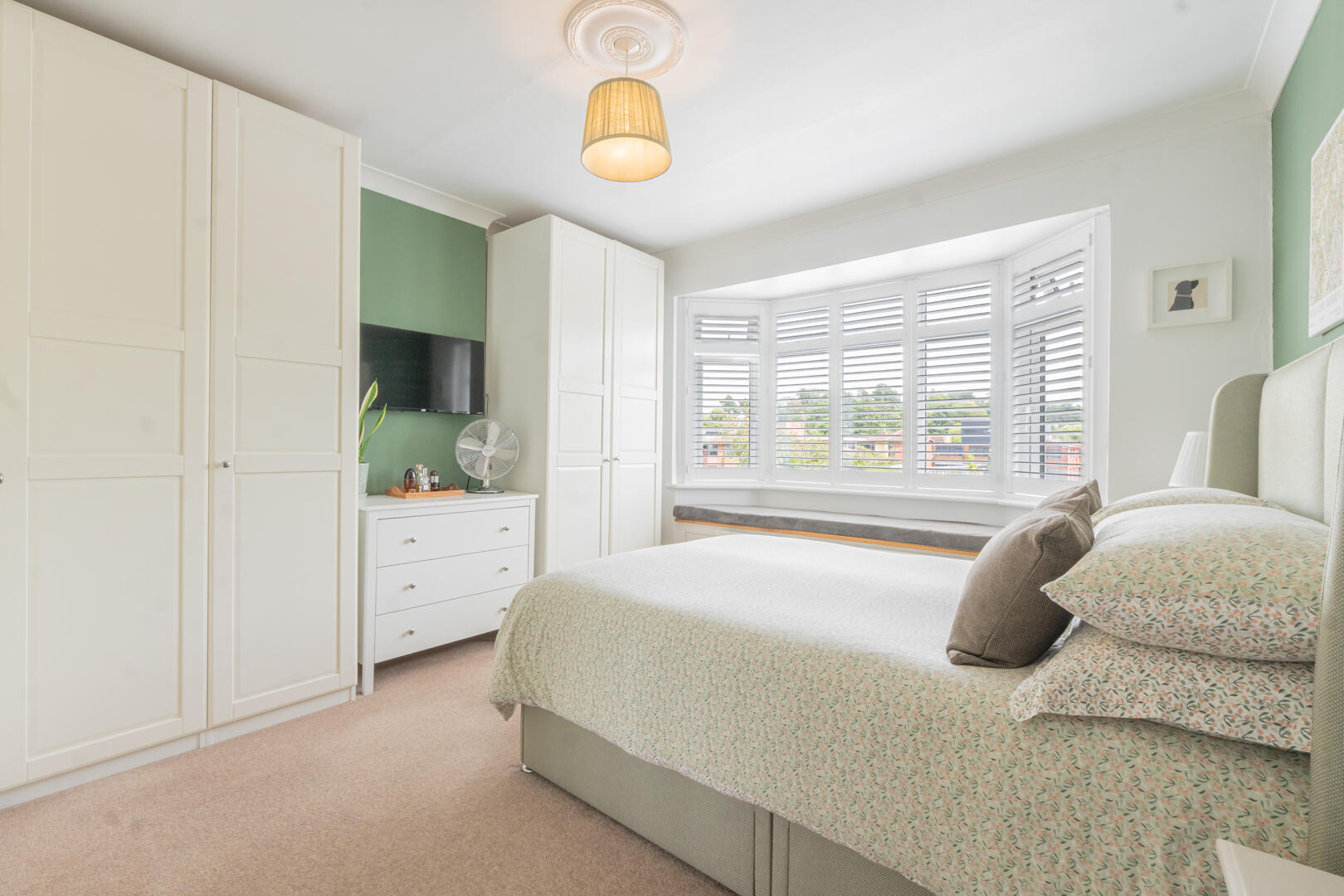 Timberdine Avenue, Worcester